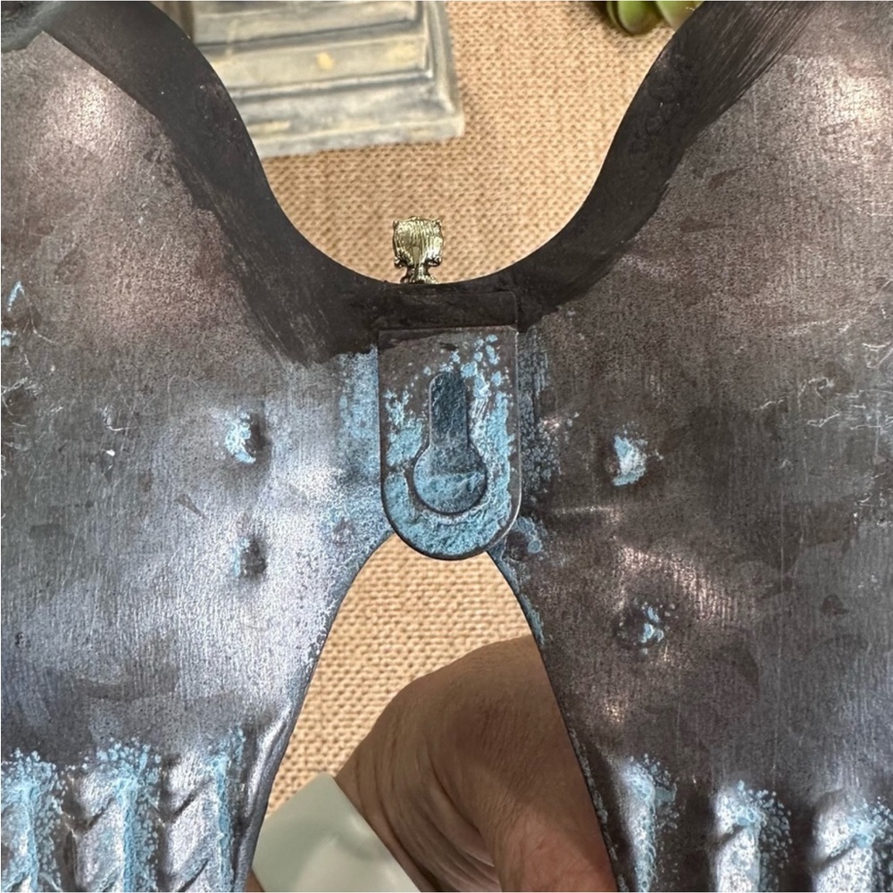 Decorative Bronze Winged Angel Crown Accent - Picture 5 of 6